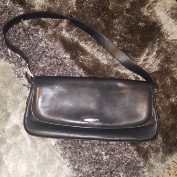 Oroton Bags Oroton Black Leather Shoulder Bag Poshmark